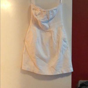 Aqua size is white sleeveless dress